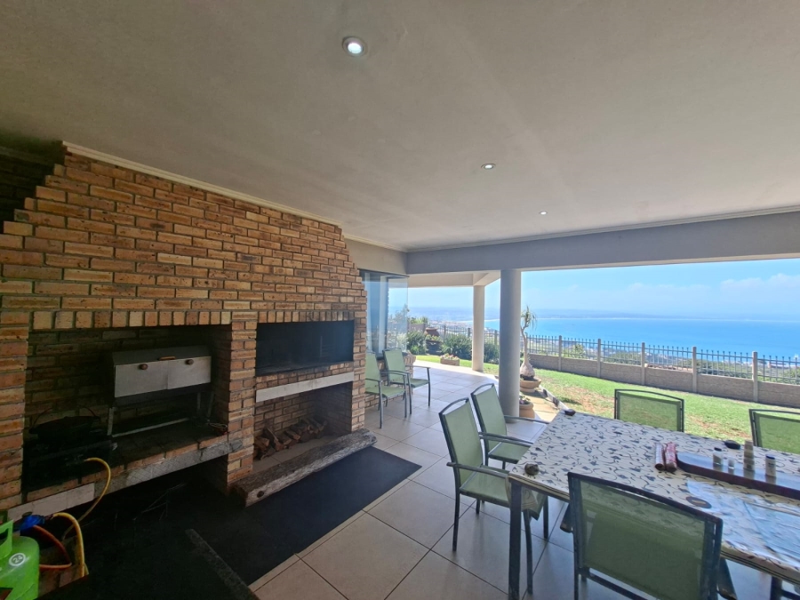 6 Bedroom Property for Sale in Da Nova Western Cape